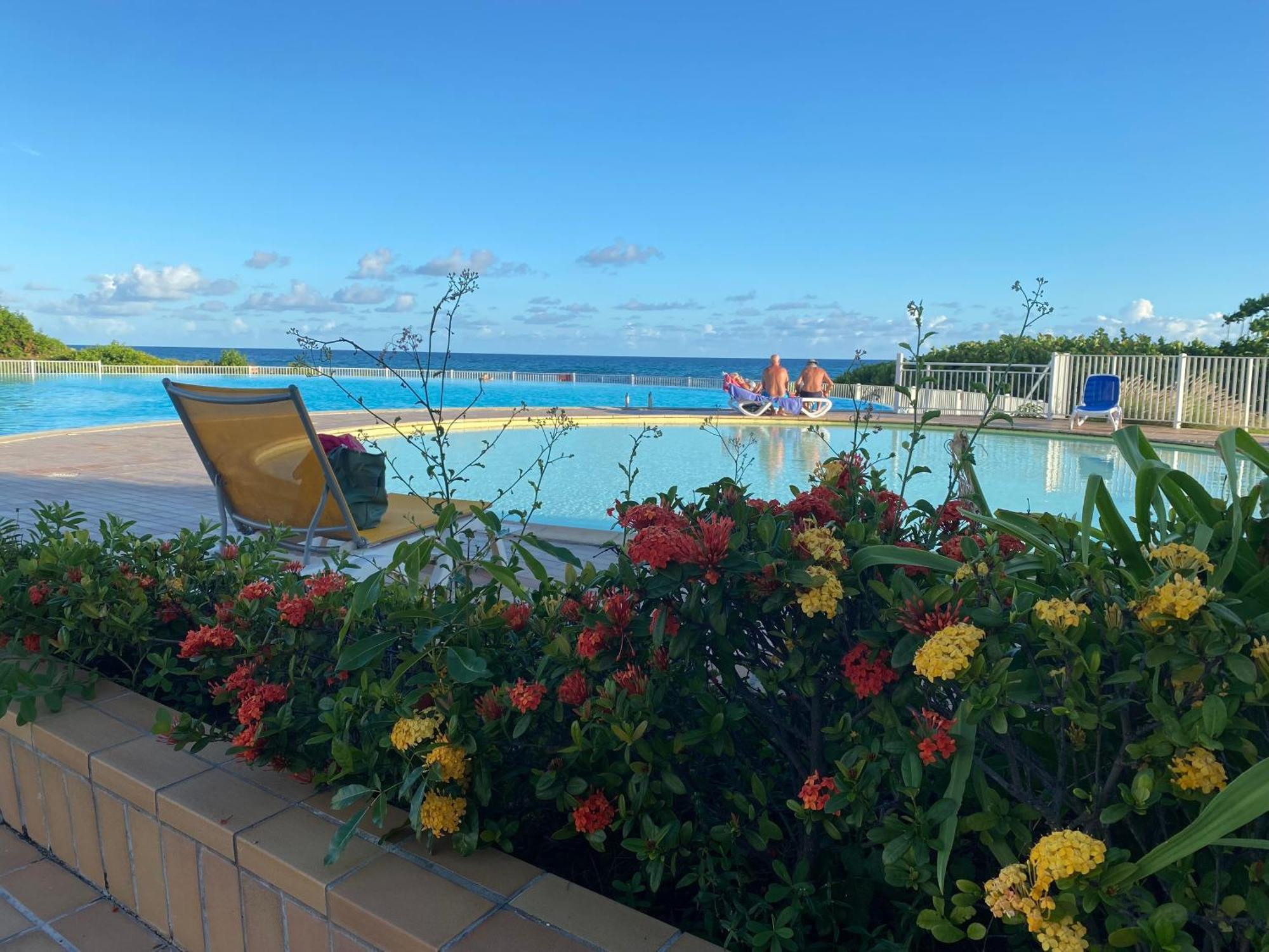 Ti Kaz Emeraude - Mer, Soleil Et Sable Fin, Piscine Et Tennis Saint-Francois  Buitenkant foto
