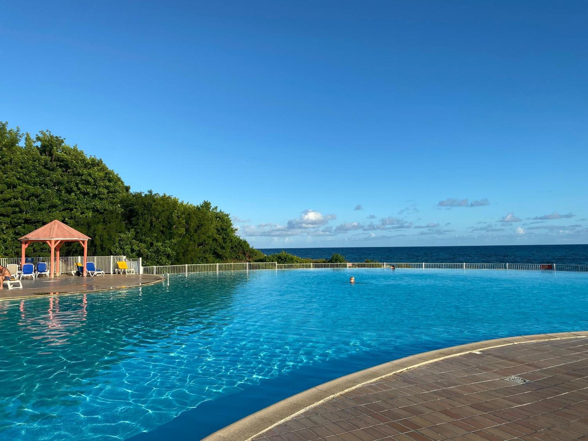 Ti Kaz Emeraude - Mer, Soleil Et Sable Fin, Piscine Et Tennis Saint-Francois  Buitenkant foto